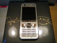 Sonyericsson W890i + tartozékok