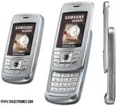 Samsung E250  újszerű állapotban 1 év garanciával!