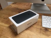 Apple iPhone 7 32GB Mobiltelefon....460€
